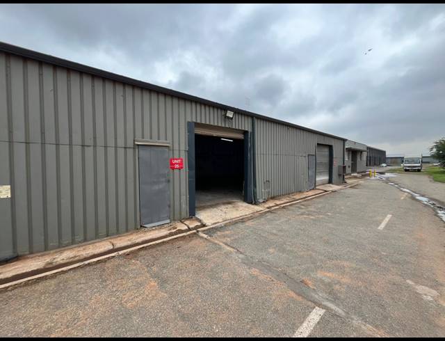 193M² WORKSHOP TO LET IN NEW ERA